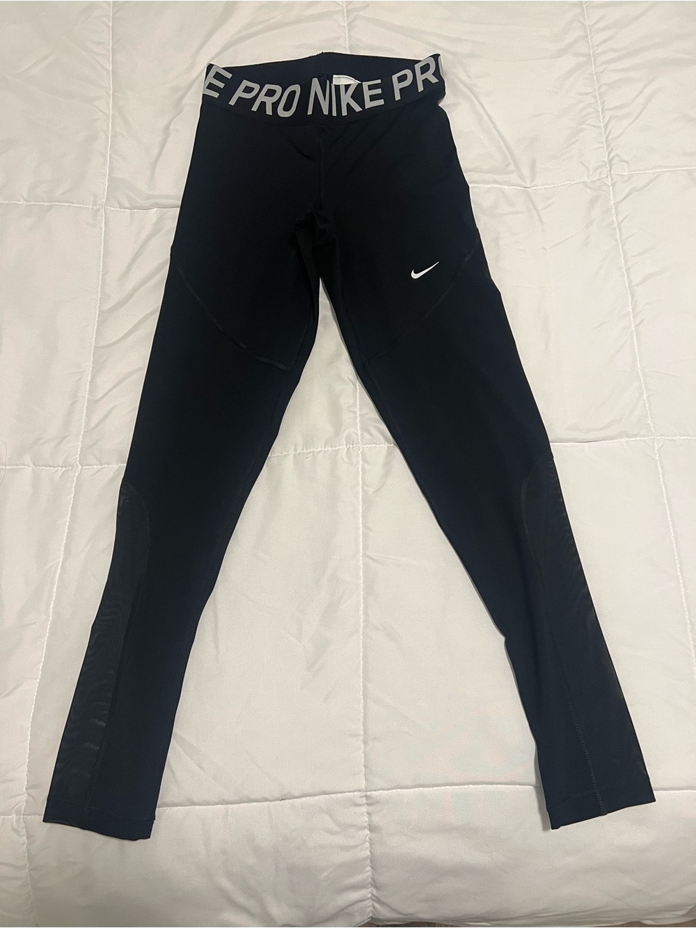 Nike Pro Black Women’s Athletic Leggings